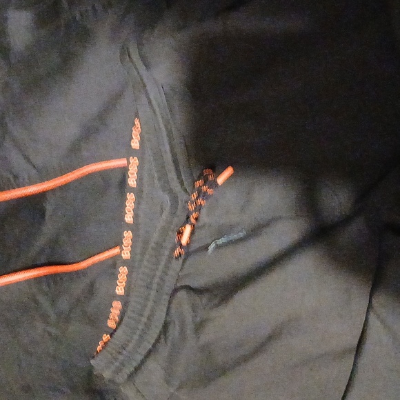 Clothes - Picture 2 of 4